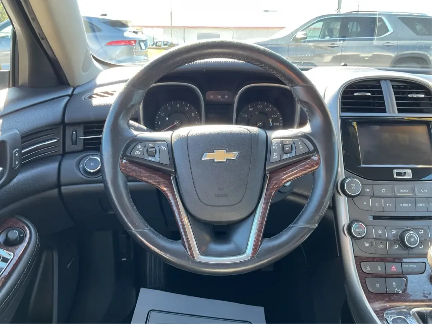 2013 Chevrolet Malibu 2LT (1G11E5SA7DF) with an ECOTEC 2.5L I-4 gasoline direct injection engine, located at 1951 S Dayton Lakeview Rd., New Carlisle, OH, 45344, (937) 908-9800, 39.890999, -84.050255 - **Discover the Perfect Balance of Comfort and Style with the 2013 Chevrolet Malibu at Advantage Car and Credit - New Carlisle!**<br /> <br /> Are you looking for a reliable sedan that perfectly blends style, comfort, and performance? The 2013 Chevrolet Malibu 2LT is designed for those who appreciate - Photo#16