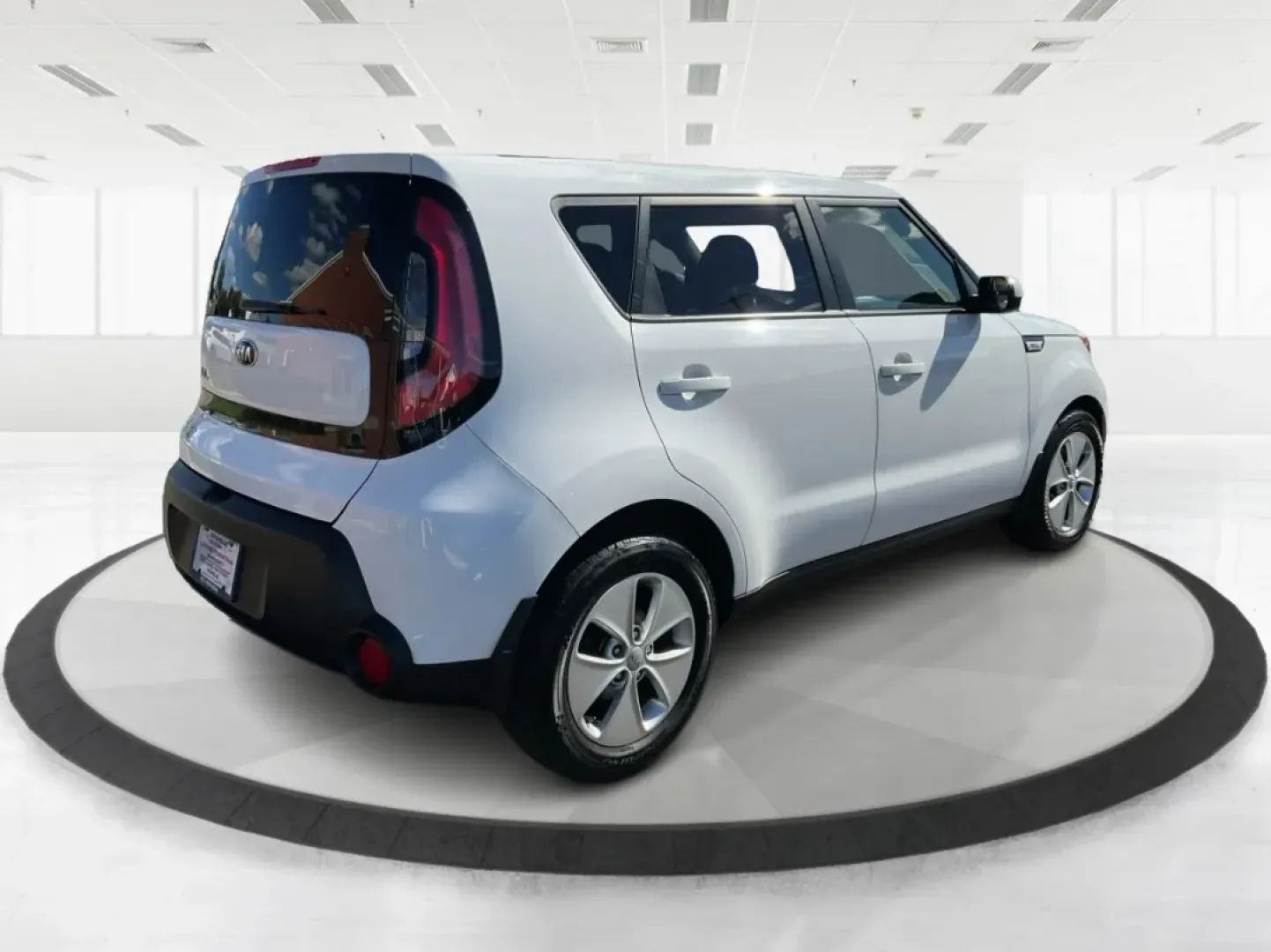 2015 Kia Soul Base (KNDJN2A21F7) with an Other engine, located at 1184 Kauffman Ave, Fairborn, OH, 45324, (937) 908-9800, 39.807072, -84.030914 - Are you ready to elevate your daily commute or embark on weekend adventures with ease? Look no further than the 2015 Kia Soul, a versatile compact vehicle that combines style, comfort, and functionality. Perfect for urban explorers, young professionals, and growing families alike, this car is equipp - Photo#2