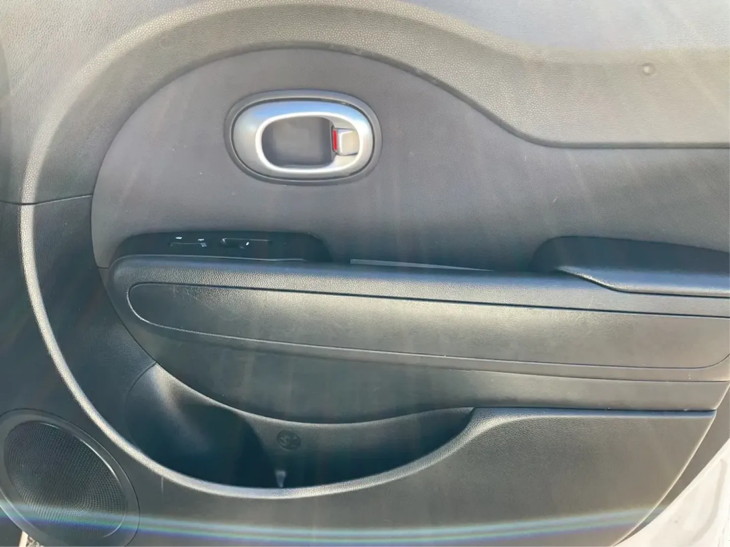 2015 Kia Soul Base (KNDJN2A21F7) with an Other engine, located at 1184 Kauffman Ave, Fairborn, OH, 45324, (937) 908-9800, 39.807072, -84.030914 - Are you ready to elevate your daily commute or embark on weekend adventures with ease? Look no further than the 2015 Kia Soul, a versatile compact vehicle that combines style, comfort, and functionality. Perfect for urban explorers, young professionals, and growing families alike, this car is equipp - Photo#18