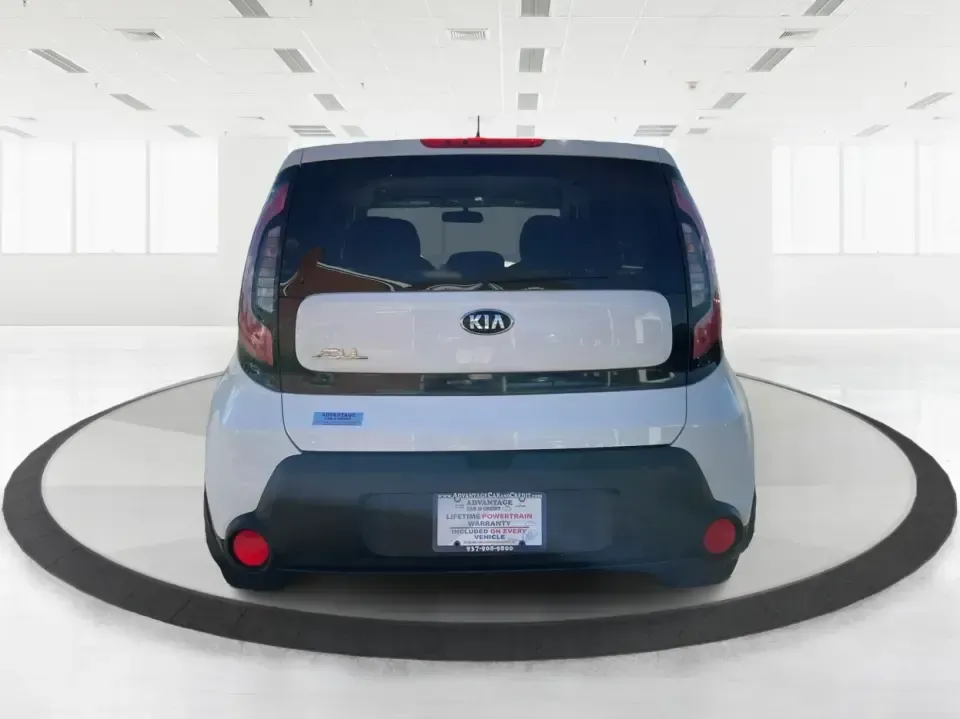 2015 Kia Soul Base (KNDJN2A21F7) with an 1.6L L4 DOHC 16V engine, Automatic transmission, located at 4508 South Dixie Dr, Moraine, OH, 45439, (937) 908-9800, 39.689976, -84.218452 - Need a smart, city-friendly ride that's easy to park in downtown Dayton, comfortable for long commutes on I75, and versatile enough for Costco runs and weekend escapes? This 2015 Kia Soul Base in White delivers the kind of practical, upbeat lifestyle fit that works for first-time buyers, growing fam - Photo#3