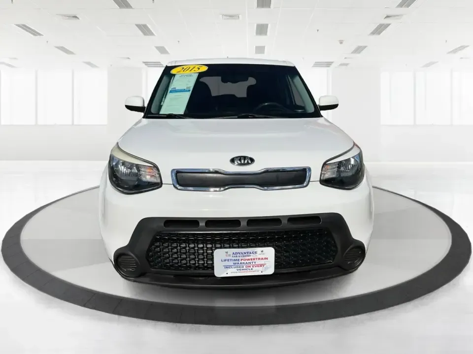 2015 Kia Soul Base (KNDJN2A21F7) with an 1.6L L4 DOHC 16V engine, Automatic transmission, located at 4508 South Dixie Dr, Moraine, OH, 45439, (937) 908-9800, 39.689976, -84.218452 - Need a smart, city-friendly ride that's easy to park in downtown Dayton, comfortable for long commutes on I75, and versatile enough for Costco runs and weekend escapes? This 2015 Kia Soul Base in White delivers the kind of practical, upbeat lifestyle fit that works for first-time buyers, growing fam - Photo#7