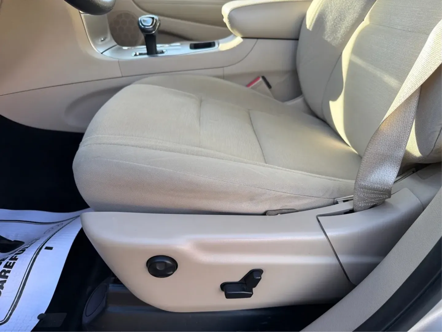 2014 Jeep Grand Cherokee Laredo (1C4RJFAG0EC) with an 3.6L V-6 DOHC engine, located at 1184 Kauffman Ave, Fairborn, OH, 45324, (937) 908-9800, 39.807072, -84.030914 - ### Conquer Every Adventure with the 2014 Jeep Grand Cherokee Laredo Ideal for Every Lifestyle!<br /> <br /> Are you ready to elevate your driving experience? Whether you're navigating the hustle and bustle of city life in Riverside, OH, or embarking on thrilling weekend getaways, the 2014 Jeep Gra - Photo#18