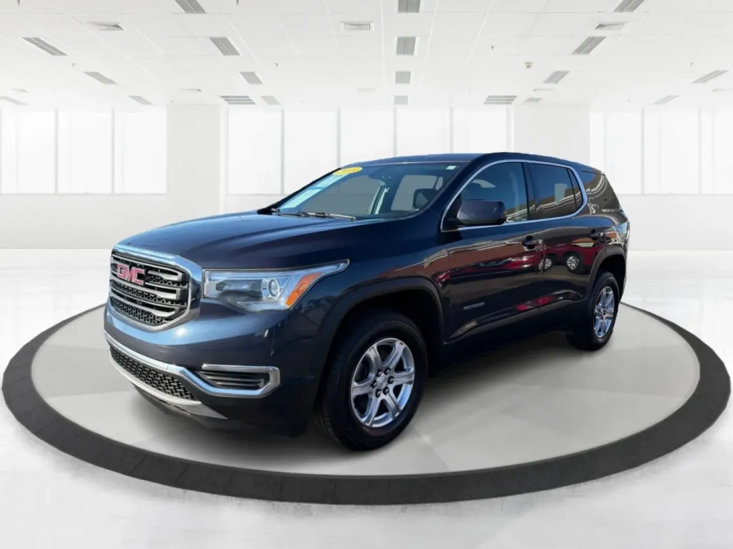 2018 GMC Acadia SLE-1 (1GKKNKLA5JZ) with an 2.5L I-4 gasoline direct injection engine, located at 1230 East Main St, Xenia, OH, 45385, (937) 908-9800, 39.688026, -83.910172 - Unleash your adventurous spirit with the 2018 GMC Acadia SLE-1, the perfect SUV for weekend getaways, family road trips, or daily commutes. With its spacious interior and versatile cargo space, this SUV is designed for those who value comfort and practicality without sacrificing style. At Advantage - Photo#8
