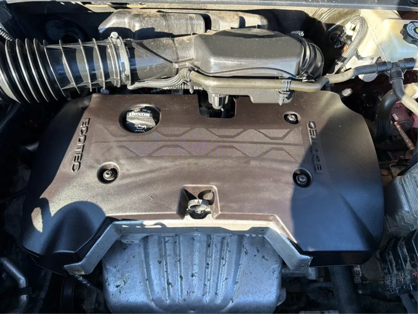 2018 GMC Acadia SLE-1 (1GKKNKLA5JZ) with an 2.5L I-4 gasoline direct injection engine, located at 1230 East Main St, Xenia, OH, 45385, (937) 908-9800, 39.688026, -83.910172 - Unleash your adventurous spirit with the 2018 GMC Acadia SLE-1, the perfect SUV for weekend getaways, family road trips, or daily commutes. With its spacious interior and versatile cargo space, this SUV is designed for those who value comfort and practicality without sacrificing style. At Advantage - Photo#11