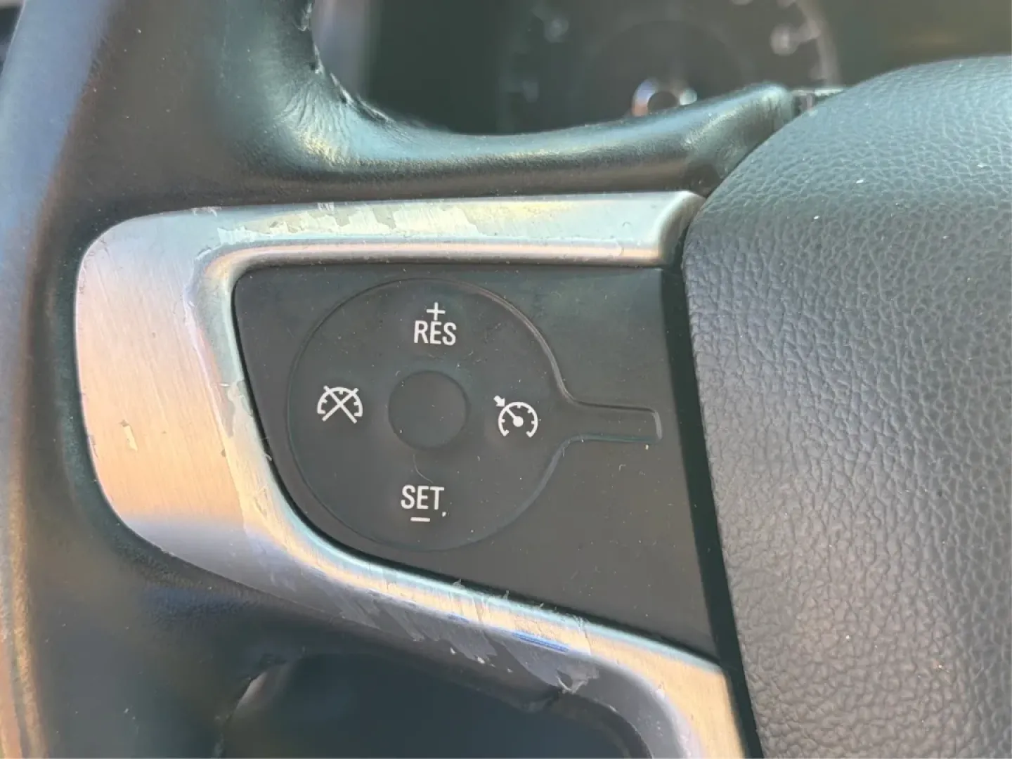 2018 GMC Acadia SLE-1 (1GKKNKLA5JZ) with an 2.5L I-4 gasoline direct injection engine, located at 1230 East Main St, Xenia, OH, 45385, (937) 908-9800, 39.688026, -83.910172 - Unleash your adventurous spirit with the 2018 GMC Acadia SLE-1, the perfect SUV for weekend getaways, family road trips, or daily commutes. With its spacious interior and versatile cargo space, this SUV is designed for those who value comfort and practicality without sacrificing style. At Advantage - Photo#16