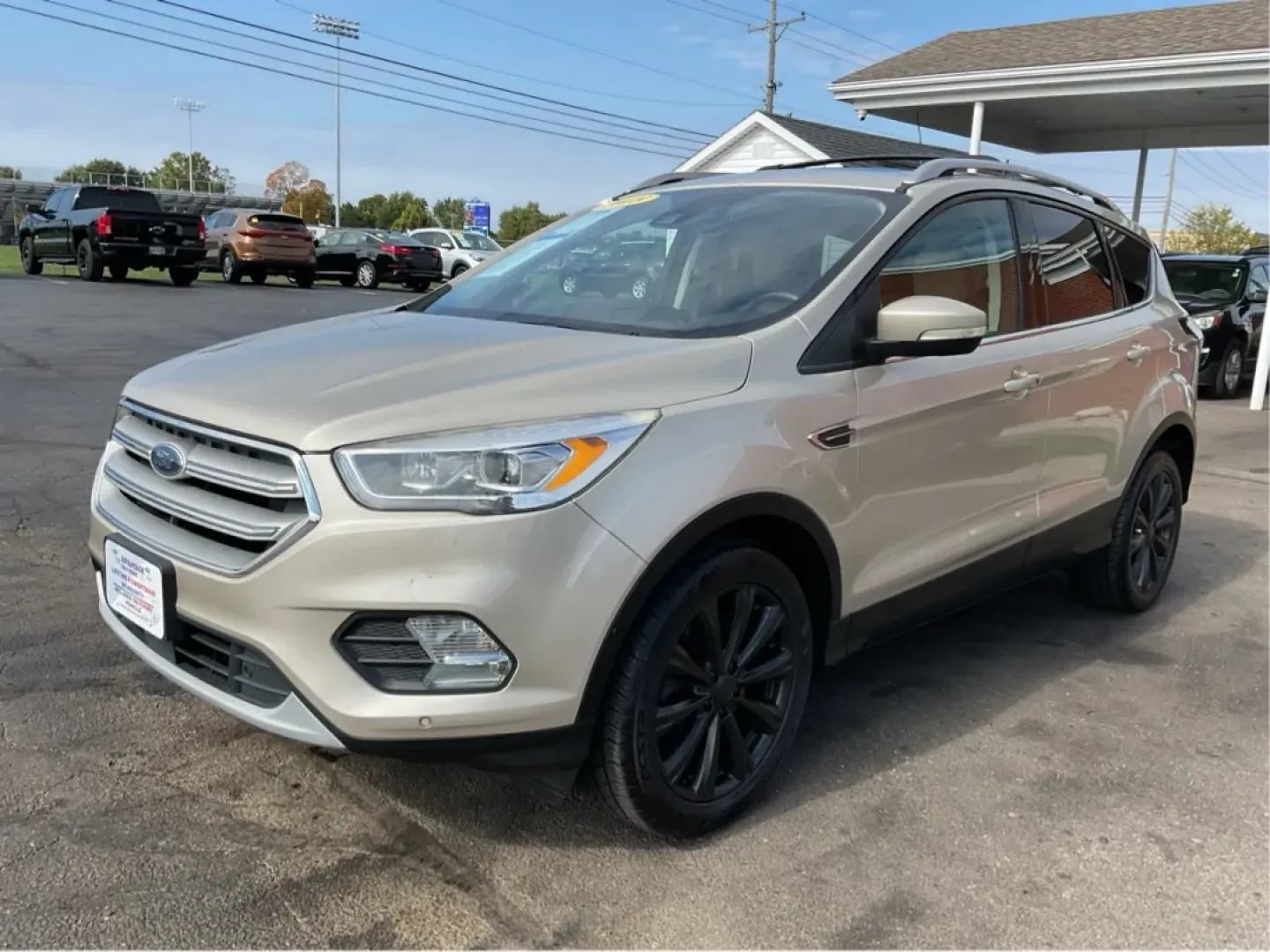 2018 Ford Escape Titanium FWD (1FMCU0J99JU) with an 2.0L L4 DOHC 16V engine, 6-Speed Automatic transmission, located at 1230 East Main St, Xenia, OH, 45385, (937) 908-9800, 39.688026, -83.910172 - Experience the perfect blend of style and practicality with the 2018 Ford Escape Titanium, now available at Advantage Car and Credit in Xenia, OH. This SUV is not just a vehicle; it's your ticket to adventure, whether you're navigating the bustling streets of downtown Xenia or embarking on a weekend - Photo#8