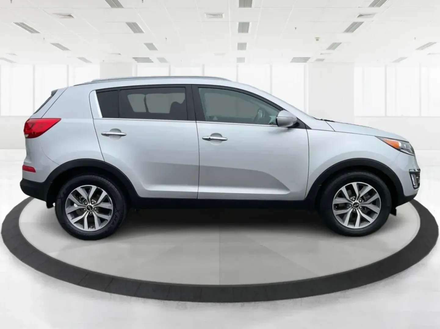 2015 Kia Sportage EX (KNDPC3AC4F7) with an Other engine, located at 8750 N County Rd 25A, Piqua, OH, 45356, (937) 908-9800, 40.164391, -84.232513 - **Get Ready for Adventure with the 2015 Kia Sportage EX from Advantage Car and Credit!**<br /> <br /> Are you looking for the perfect vehicle to elevate your weekend getaways and daily commutes? Look no further than this stunning 2015 Kia Sportage EX, available now at Advantage Car and Credit in New - Photo#1