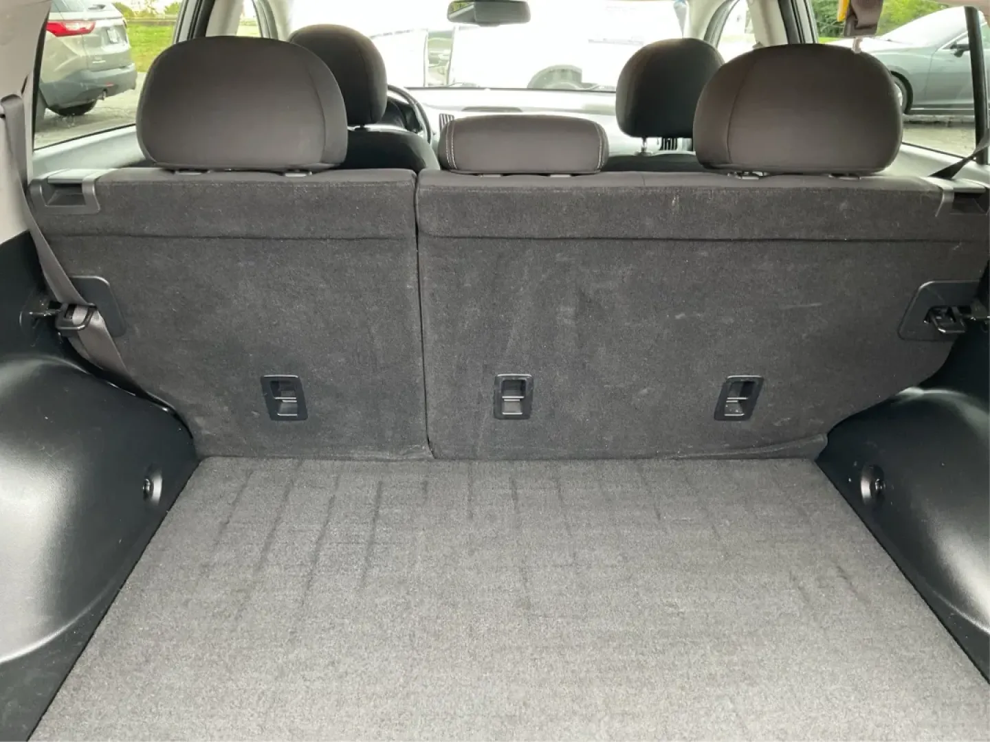 2015 Kia Sportage EX (KNDPC3AC4F7) with an Other engine, located at 8750 N County Rd 25A, Piqua, OH, 45356, (937) 908-9800, 40.164391, -84.232513 - **Get Ready for Adventure with the 2015 Kia Sportage EX from Advantage Car and Credit!**<br /> <br /> Are you looking for the perfect vehicle to elevate your weekend getaways and daily commutes? Look no further than this stunning 2015 Kia Sportage EX, available now at Advantage Car and Credit in New - Photo#11