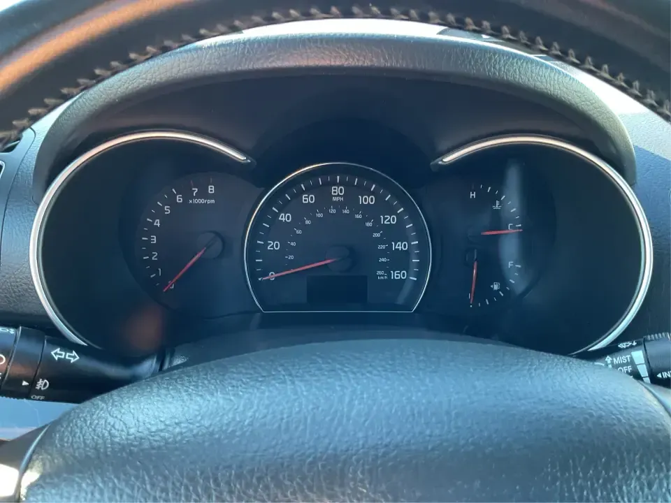 2015 Kia Sorento LX (5XYKTCA66FG) with an 2.4L I-4 gasoline direct injection engine, 6-Speed Automatic transmission, located at 8750 N County Rd 25A, Piqua, OH, 45356, (937) 908-9800, 40.164391, -84.232513 - **Adventure Awaits with the 2015 Kia Sorento LX from Advantage Car and Credit!**<br /> <br /> Are you ready to elevate your family outings or embark on unforgettable weekend adventures? Look no further than this stunning **2015 Kia Sorento LX**! With its striking Remington Red Metallic exterior and - Photo#15