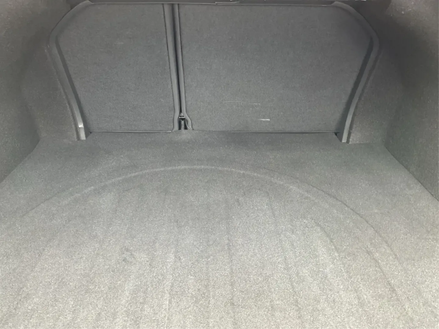 2017 Hyundai Elantra SE (5NPD84LF2HH) with an Nu 2L I-4 DOHC engine, located at 8750 N County Rd 25A, Piqua, OH, 45356, (937) 908-9800, 40.164391, -84.232513 - Discover your next adventure with the 2017 Hyundai Elantra SE, available now at Advantage Car and Credit - Piqua! This stylish sedan is perfect for budget-conscious buyers looking for a reliable vehicle that effortlessly blends comfort, performance, and technology. Whether you're commuting to work, - Photo#12