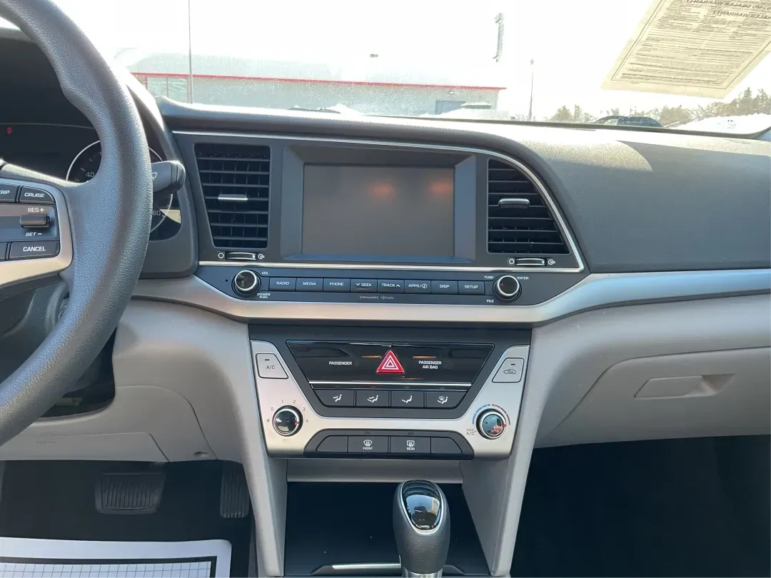 2017 Hyundai Elantra SE (5NPD84LF2HH) with an Nu 2L I-4 DOHC engine, located at 1230 East Main St, Xenia, OH, 45385, (937) 908-9800, 39.688026, -83.910172 - 2017 Hyundai Elantra SE - Photo#13