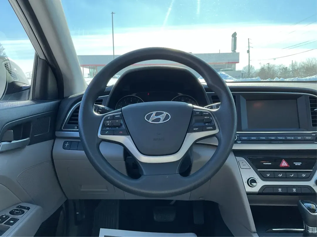 2017 Hyundai Elantra SE (5NPD84LF2HH) with an Nu 2L I-4 DOHC engine, located at 1230 East Main St, Xenia, OH, 45385, (937) 908-9800, 39.688026, -83.910172 - 2017 Hyundai Elantra SE - Photo#16