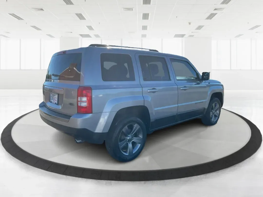 2016 Jeep Patriot Sport SE (1C4NJPBA0GD) with an 2L I-4 DOHC engine, located at 4508 South Dixie Dr, Moraine, OH, 45439, (937) 908-9800, 39.689976, -84.218452 - **Explore Adventure with the 2016 Jeep Patriot Sport SE Your Next Road Trip Awaits!**<br /> <br /> When it comes to memorable road trips or weekend getaways, having the right vehicle can make all the difference. The **2016 Jeep Patriot Sport SE** is designed for those who crave the thrill of advent - Photo#2