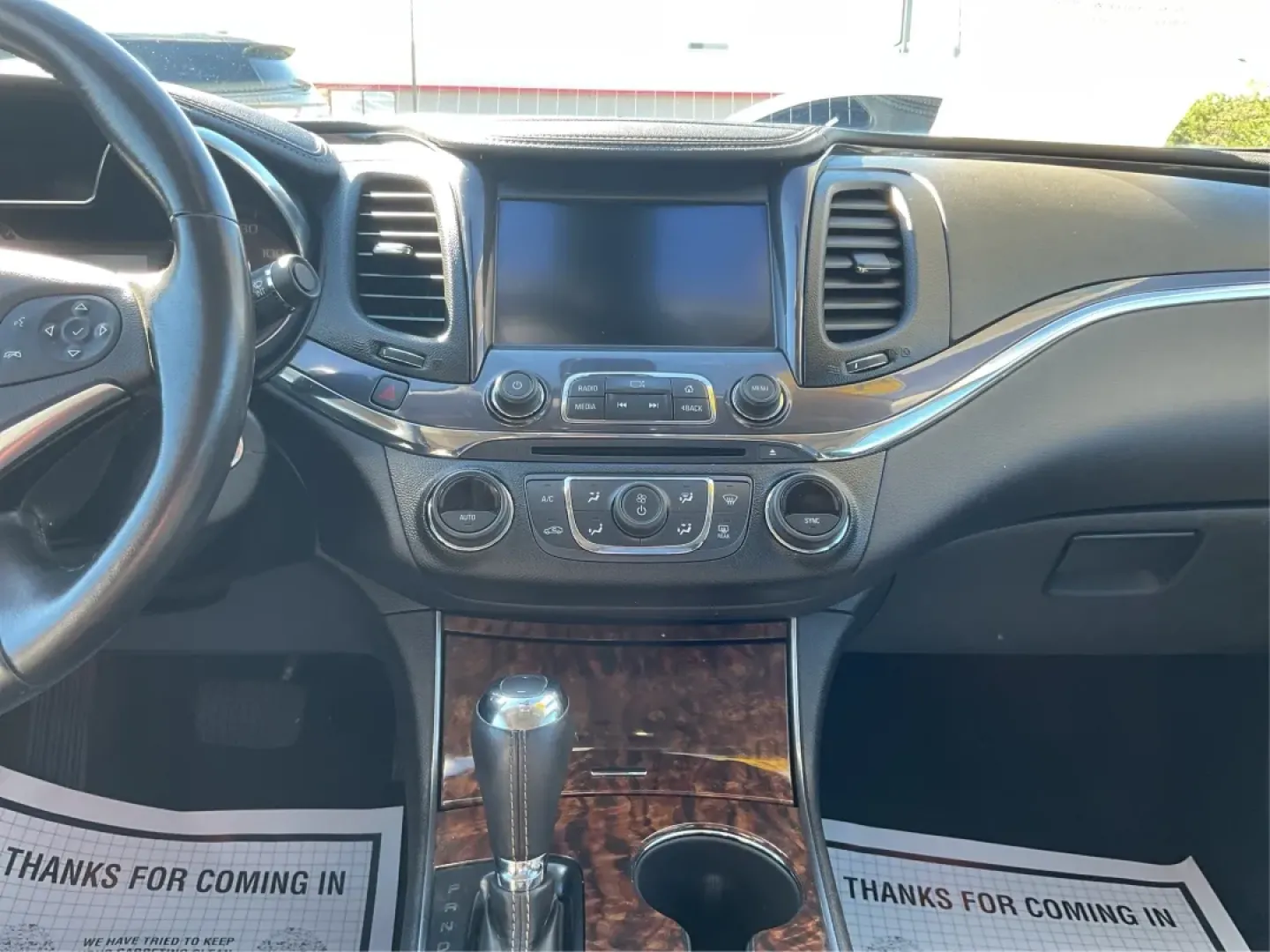 2014 Chevrolet Impala 1LT (1G1115SL8EU) with an ECOTEC 2.5L I-4 gasoline direct injection engine, located at 1230 East Main St, Xenia, OH, 45385, (937) 908-9800, 39.688026, -83.910172 - Experience the ultimate in comfort, style, and performance with this **2014 Chevrolet Impala 1LT**, available now at **Advantage Car and Credit - Xenia**, your premier buy here pay here dealership located at **1230 East Main St, Xenia, OH 45385**. This sleek sedan is perfect for busy professionals c - Photo#13