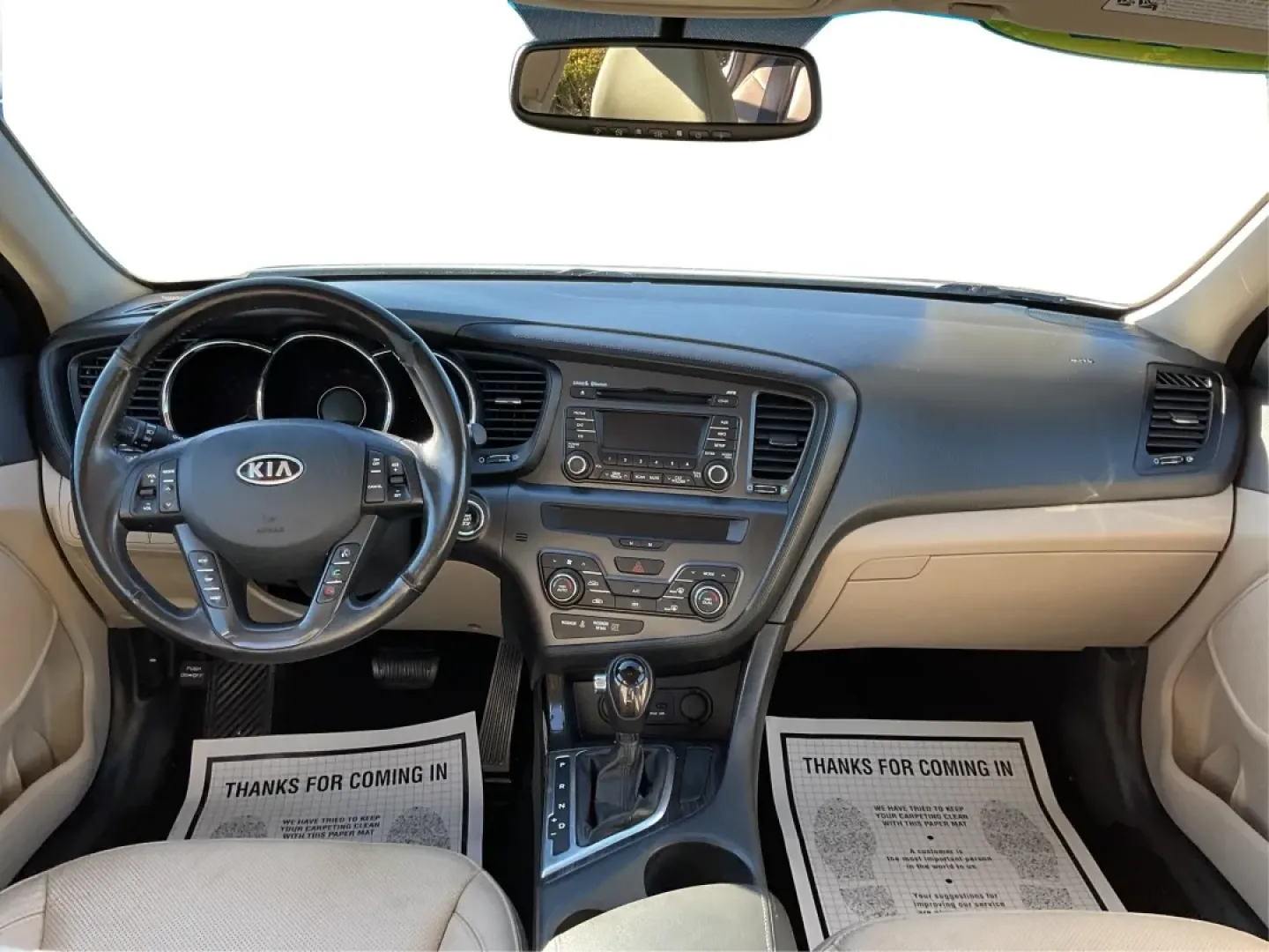 2012 Kia Optima EX (5XXGN4A70CG) with an 2.4L I-4 gasoline direct injection engine, located at 1951 S Dayton Lakeview Rd., New Carlisle, OH, 45344, (937) 908-9800, 39.890999, -84.050255 - Elevate your driving experience with this stunning 2012 Kia Optima EX, a perfect blend of style, comfort, and reliability. Ideal for budget-conscious buyers and growing families alike, this sedan is designed to meet your daily commuting needs while offering the space and features essential for both - Photo#20