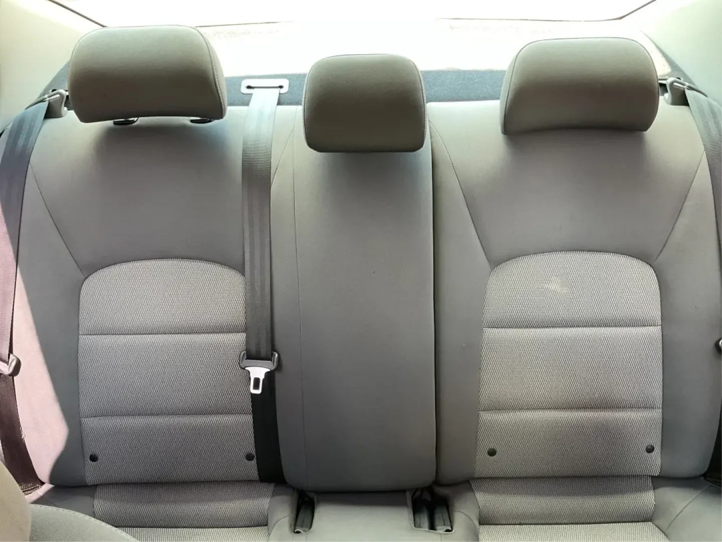 2018 Kia Forte LX (3KPFK4A73JE) with an 2L I-4 DOHC engine, located at 8750 N County Rd 25A, Piqua, OH, 45356, (937) 908-9800, 40.164391, -84.232513 - Discover a world of convenience and comfort with the 2018 Kia Forte LX, an ideal sedan for budget-conscious buyers and those seeking reliable transportation in Piqua, OH. Whether you're navigating the bustling streets of downtown or taking a scenic drive along the Great Miami River, this versatile v - Photo#14