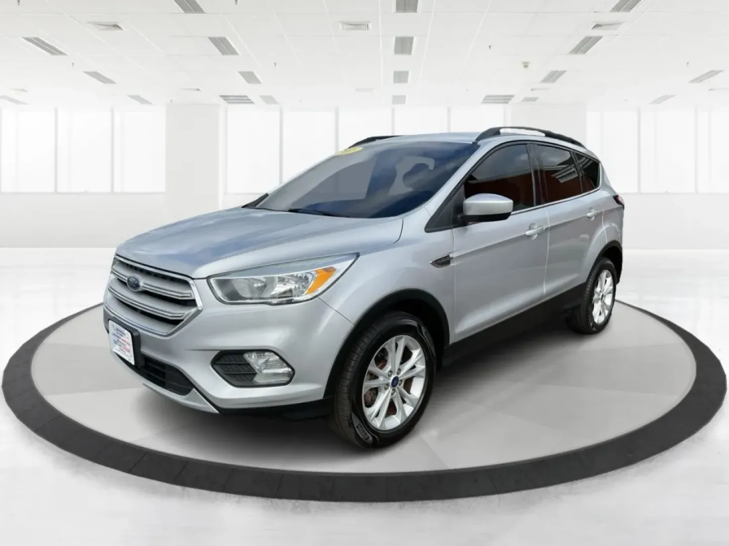 2018 Ford Escape SE (1FMCU0GD0JU) with an Other engine, located at 4508 South Dixie Dr, Moraine, OH, 45439, (937) 908-9800, 39.689976, -84.218452 - **Adventure Awaits: Your Perfect 2018 Ford Escape SE at Advantage Car and Credit Moraine**<br /> <br /> Are you ready to elevate your daily commute and weekend adventures? Discover a lifestyle of convenience and comfort with the 2018 Ford Escape SE available now at Advantage Car and Credit Moraine - Photo#8