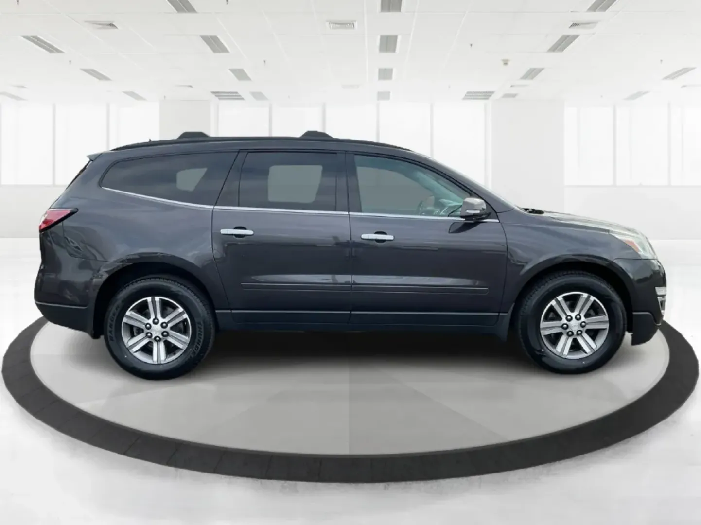 2016 Chevrolet Traverse 1LT (1GNKVGKD5GJ) with an 3.6L V-6 gasoline direct injection engine, located at 1951 S Dayton Lakeview Rd., New Carlisle, OH, 45344, (937) 908-9800, 39.890999, -84.050255 - ### Experience Adventure Every Day in the 2016 Chevrolet Traverse<br /> <br /> Are you ready to elevate your family adventures or daily commutes in a vehicle that seamlessly combines comfort, space, and capability? The 2016 Chevrolet Traverse is not just an SUV; it's your ticket to unforgettable roa - Photo#1