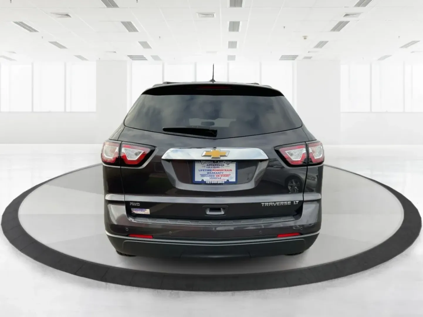 2016 Chevrolet Traverse 1LT (1GNKVGKD5GJ) with an 3.6L V-6 gasoline direct injection engine, located at 1951 S Dayton Lakeview Rd., New Carlisle, OH, 45344, (937) 908-9800, 39.890999, -84.050255 - ### Experience Adventure Every Day in the 2016 Chevrolet Traverse<br /> <br /> Are you ready to elevate your family adventures or daily commutes in a vehicle that seamlessly combines comfort, space, and capability? The 2016 Chevrolet Traverse is not just an SUV; it's your ticket to unforgettable roa - Photo#3