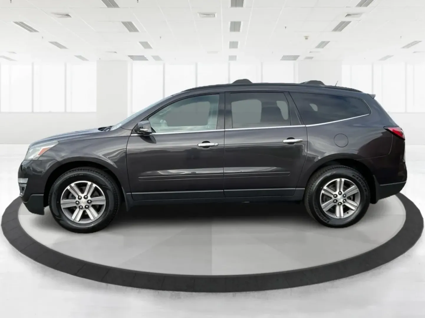 2016 Chevrolet Traverse 1LT (1GNKVGKD5GJ) with an 3.6L V-6 gasoline direct injection engine, located at 1951 S Dayton Lakeview Rd., New Carlisle, OH, 45344, (937) 908-9800, 39.890999, -84.050255 - ### Experience Adventure Every Day in the 2016 Chevrolet Traverse<br /> <br /> Are you ready to elevate your family adventures or daily commutes in a vehicle that seamlessly combines comfort, space, and capability? The 2016 Chevrolet Traverse is not just an SUV; it's your ticket to unforgettable roa - Photo#5