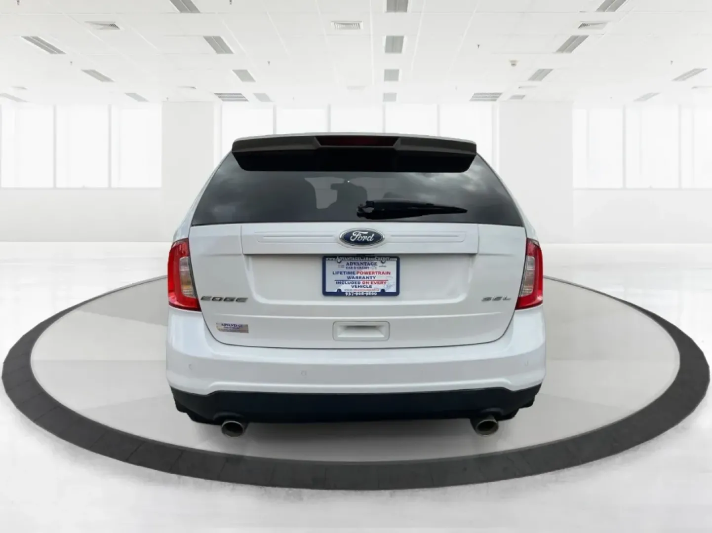 2011 Ford Edge SEL FWD (2FMDK3JC4BB) with an 3.5L V6 DOHC 24V engine, 6-Speed Automatic transmission, located at 1099 N County Rd 25A , Troy, OH, 45373, (937) 908-9800, 40.057079, -84.212883 - **Experience the Ultimate Family Adventure with the 2011 Ford Edge SEL at Advantage Car and Credit - Riverside!**<br /> <br /> Are you ready to embark on your next family road trip or weekend adventure? The 2011 Ford Edge SEL is your perfect companion for all of life's journeys, whether you're headi - Photo#3