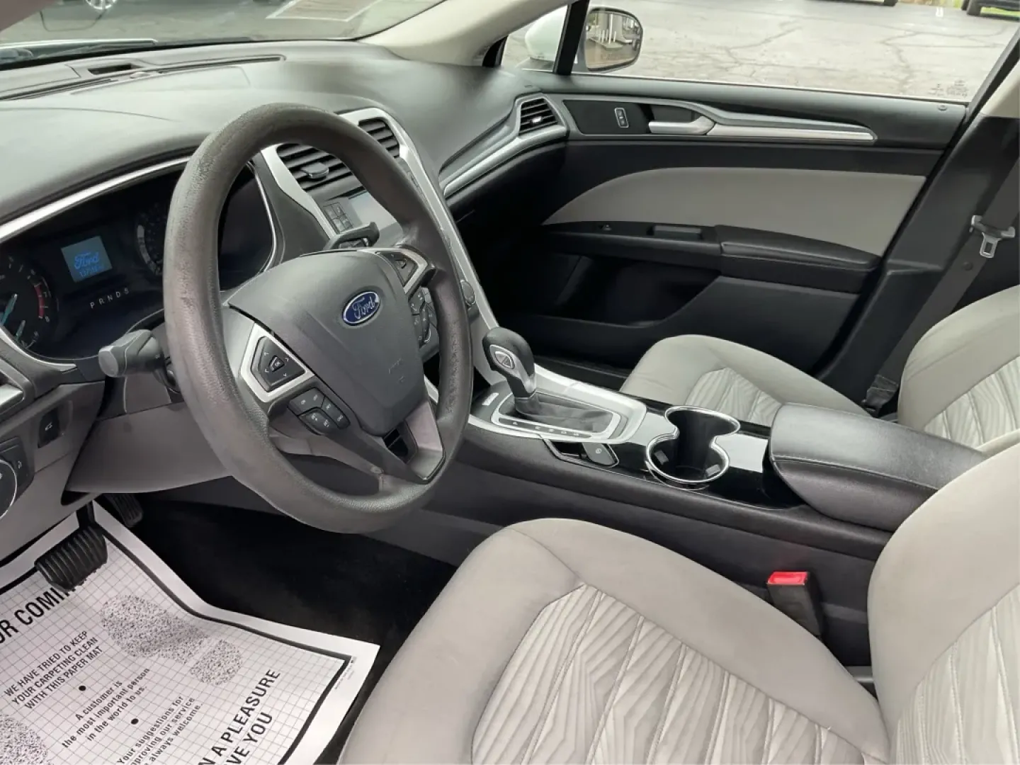 2016 Ford Fusion S (1FA6P0G70G5) with an Duratec 2.5L I-4 DOHC engine, located at 880 E. National Road, Vandalia, OH, 45377, (937) 908-9800, 39.891918, -84.183594 - **Discover Your Next Adventure in the 2016 Ford Fusion at Advantage Car and Credit** <br /> <br /> Are you looking for a reliable sedan that seamlessly fits into your active lifestyle? Whether you have a growing family, a long daily commute, or just love weekend getaways, the 2016 Ford Fusion is you - Photo#9