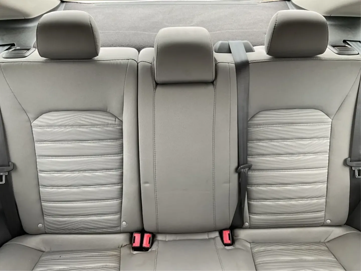 2016 Ford Fusion S (1FA6P0G70G5) with an Duratec 2.5L I-4 DOHC engine, located at 880 E. National Road, Vandalia, OH, 45377, (937) 908-9800, 39.891918, -84.183594 - **Discover Your Next Adventure in the 2016 Ford Fusion at Advantage Car and Credit** <br /> <br /> Are you looking for a reliable sedan that seamlessly fits into your active lifestyle? Whether you have a growing family, a long daily commute, or just love weekend getaways, the 2016 Ford Fusion is you - Photo#14