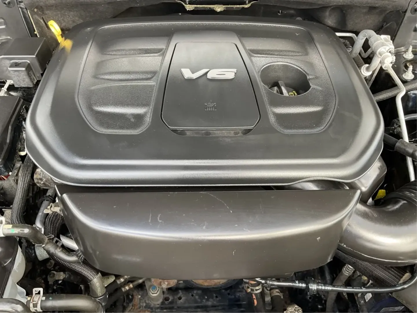 2017 Jeep Grand Cherokee Laredo 4x4 (1C4RJFAGXHC) with an Pentastar 3.6L V-6 DOHC engine, located at 8750 N County Rd 25A, Piqua, OH, 45356, (937) 908-9800, 40.164391, -84.232513 - **Adventure Awaits with This 2017 Jeep Grand Cherokee Laredo 4x4**<br /> <br /> Are you ready to elevate your lifestyle with a vehicle that embodies both adventure and everyday practicality? The 2017 Jeep Grand Cherokee Laredo 4x4 from Advantage Car and Credit in Piqua, OH, is perfect for those who - Photo#11