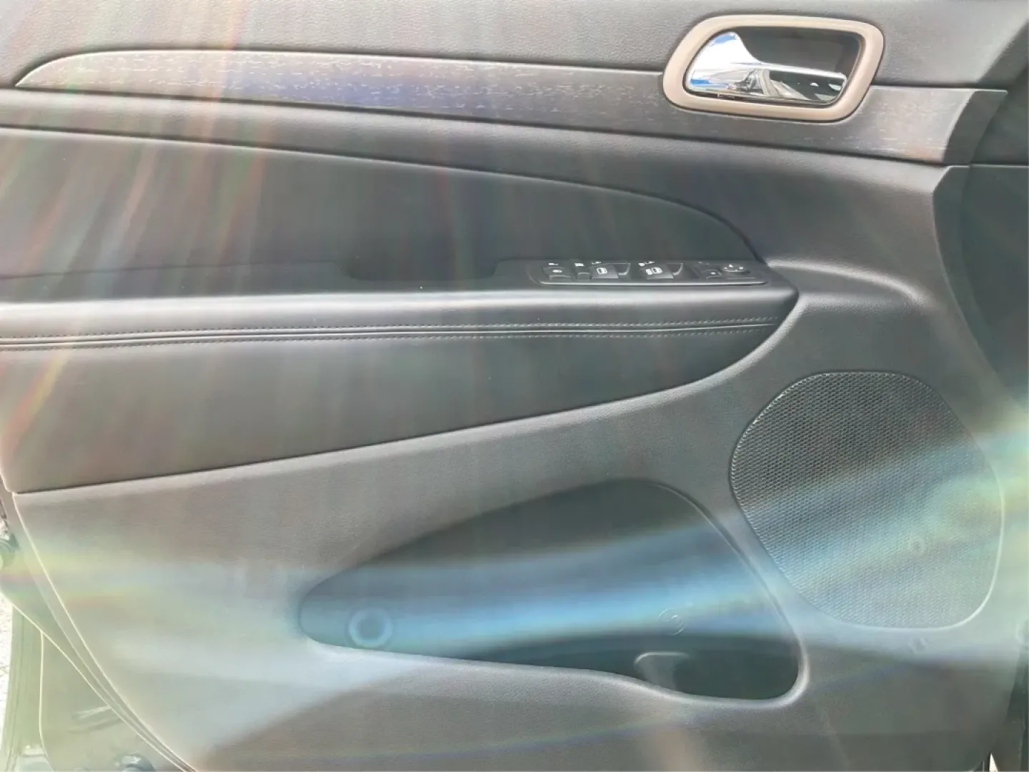 2017 Jeep Grand Cherokee Laredo 4x4 (1C4RJFAGXHC) with an Pentastar 3.6L V-6 DOHC engine, located at 8750 N County Rd 25A, Piqua, OH, 45356, (937) 908-9800, 40.164391, -84.232513 - **Adventure Awaits with This 2017 Jeep Grand Cherokee Laredo 4x4**<br /> <br /> Are you ready to elevate your lifestyle with a vehicle that embodies both adventure and everyday practicality? The 2017 Jeep Grand Cherokee Laredo 4x4 from Advantage Car and Credit in Piqua, OH, is perfect for those who - Photo#19