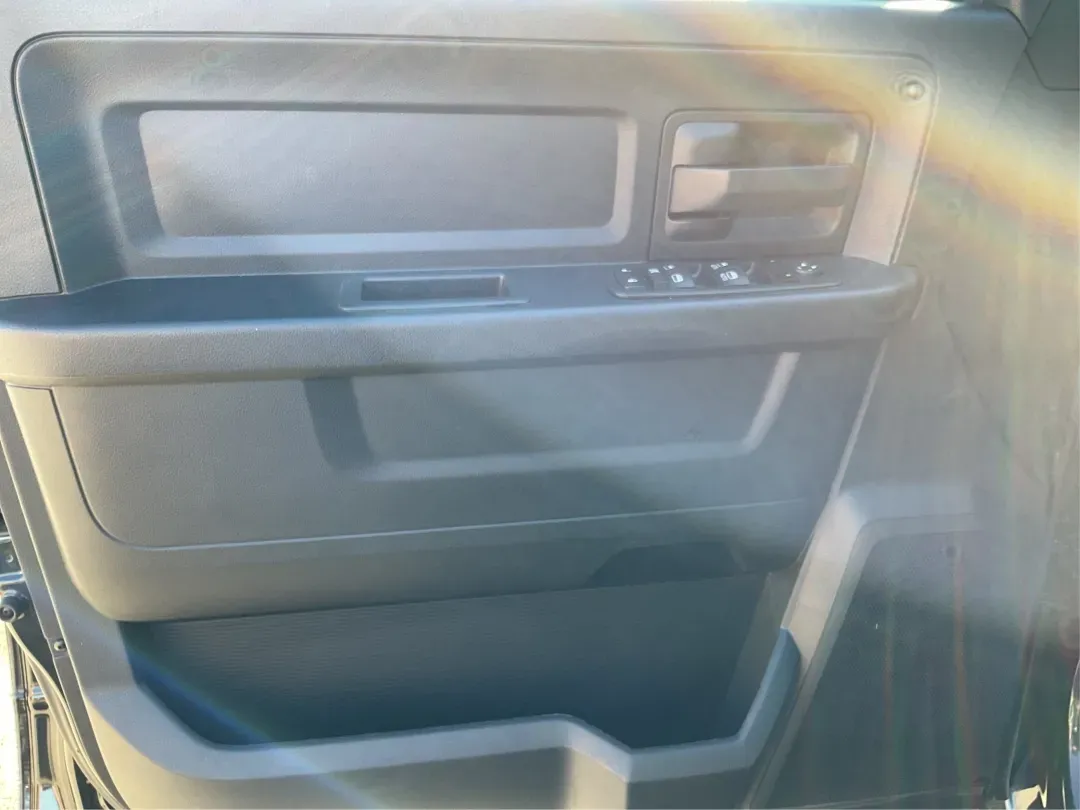 2015 Ram 1500 Express (1C6RR7FTXFS) with an Other engine, located at 4508 South Dixie Dr, Moraine, OH, 45439, (937) 908-9800, 39.689976, -84.218452 - One Owner - Photo#17