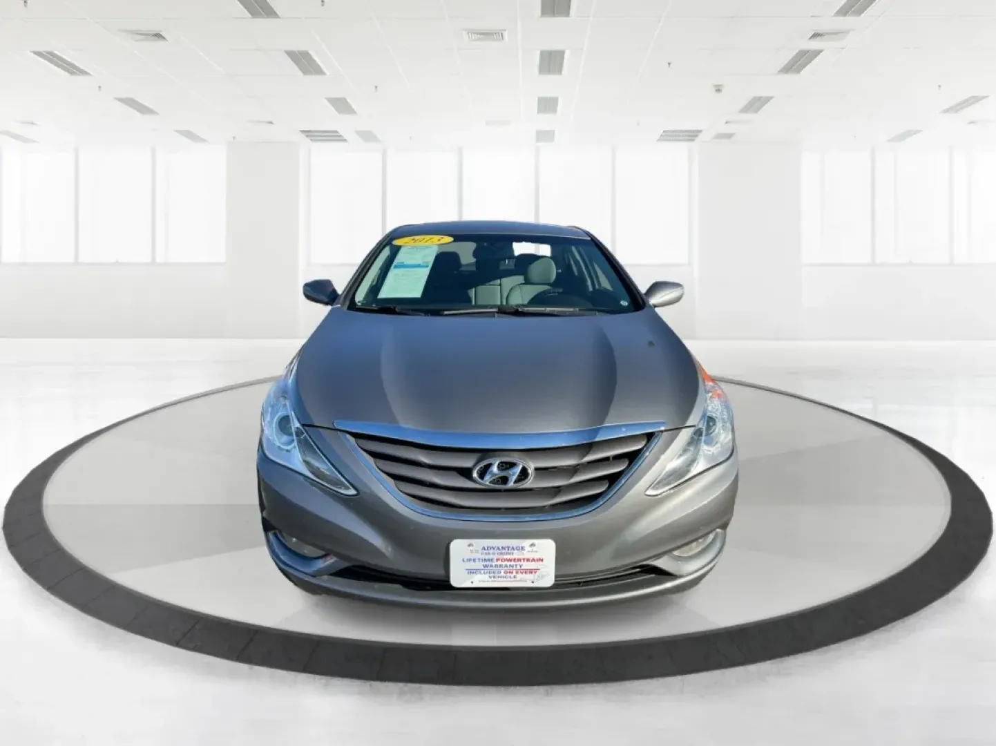 2013 Hyundai Sonata GLS (5NPEB4AC0DH) with an 2.4L I-4 gasoline direct injection engine, located at 8750 N County Rd 25A, Piqua, OH, 45356, (937) 908-9800, 40.164391, -84.232513 - **Drive Your Way to Adventure with the 2013 Hyundai Sonata GLS at Advantage Car and Credit - Piqua!**<br /> <br /> Are you seeking an affordable, stylish, and reliable sedan for your daily commute or weekend getaways? Look no further than the 2013 Hyundai Sonata GLS, available now at **Advantage Car - Photo#7