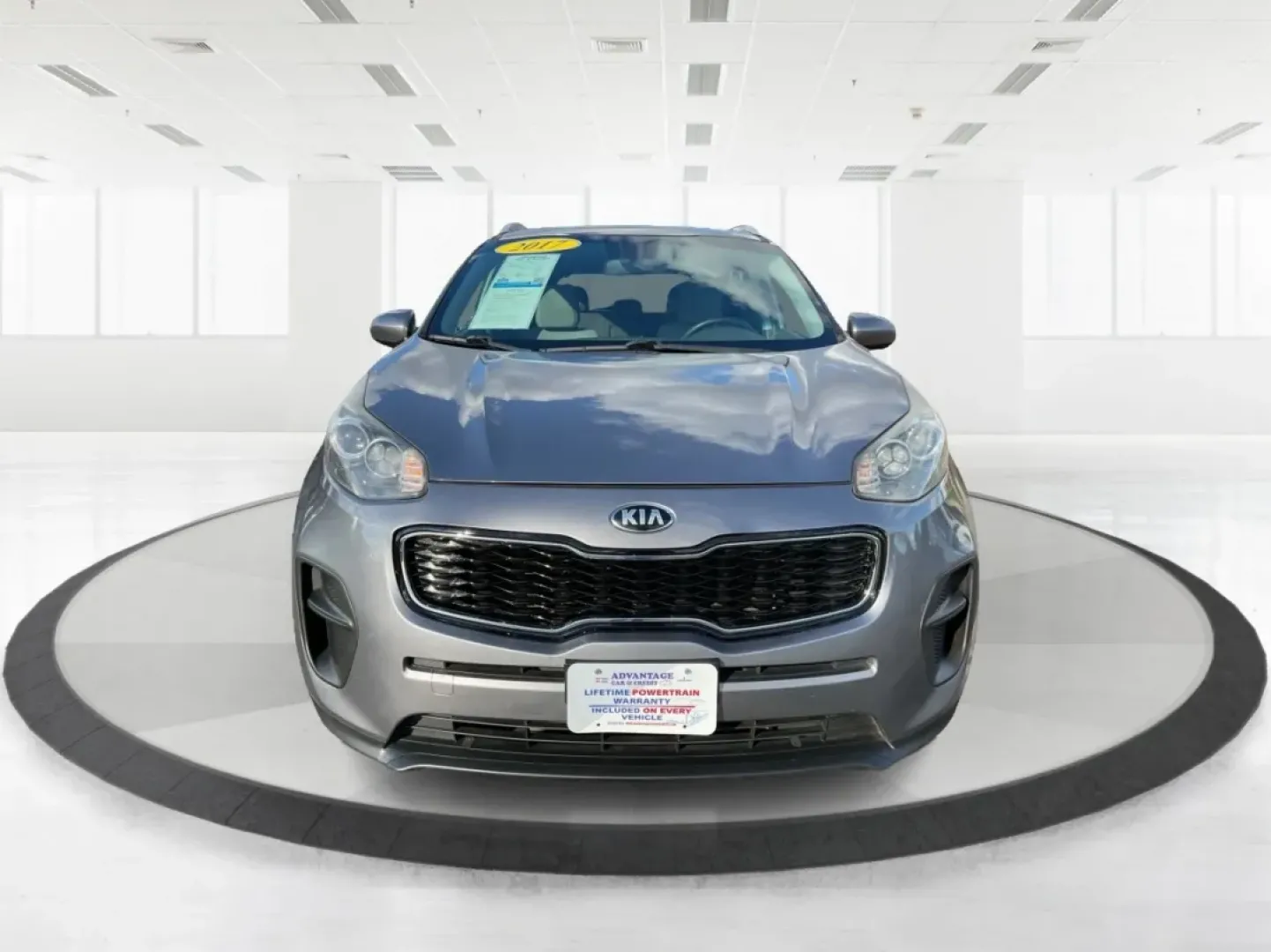 2017 Kia Sportage LX (KNDPM3AC5H7) with an Theta II 2.4L I-4 gasoline direct injection engine, located at 880 E. National Road, Vandalia, OH, 45377, (937) 908-9800, 39.891918, -84.183594 - **Discover Your Next Adventure with the 2017 Kia Sportage LX at Advantage Car and Credit - Vandalia!**<br /> <br /> Are you in the market for a reliable, stylish vehicle that suits your active lifestyle? Look no further than the 2017 Kia Sportage LX! This crossover SUV is not only great for weekend - Photo#7