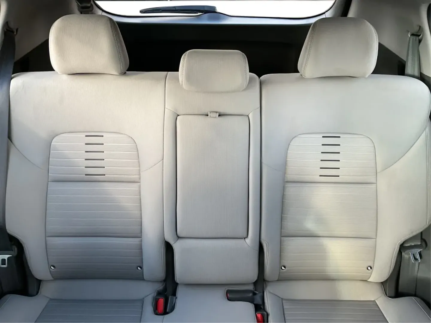 2017 Kia Sportage LX (KNDPM3AC5H7) with an Theta II 2.4L I-4 gasoline direct injection engine, located at 880 E. National Road, Vandalia, OH, 45377, (937) 908-9800, 39.891918, -84.183594 - **Discover Your Next Adventure with the 2017 Kia Sportage LX at Advantage Car and Credit - Vandalia!**<br /> <br /> Are you in the market for a reliable, stylish vehicle that suits your active lifestyle? Look no further than the 2017 Kia Sportage LX! This crossover SUV is not only great for weekend - Photo#14