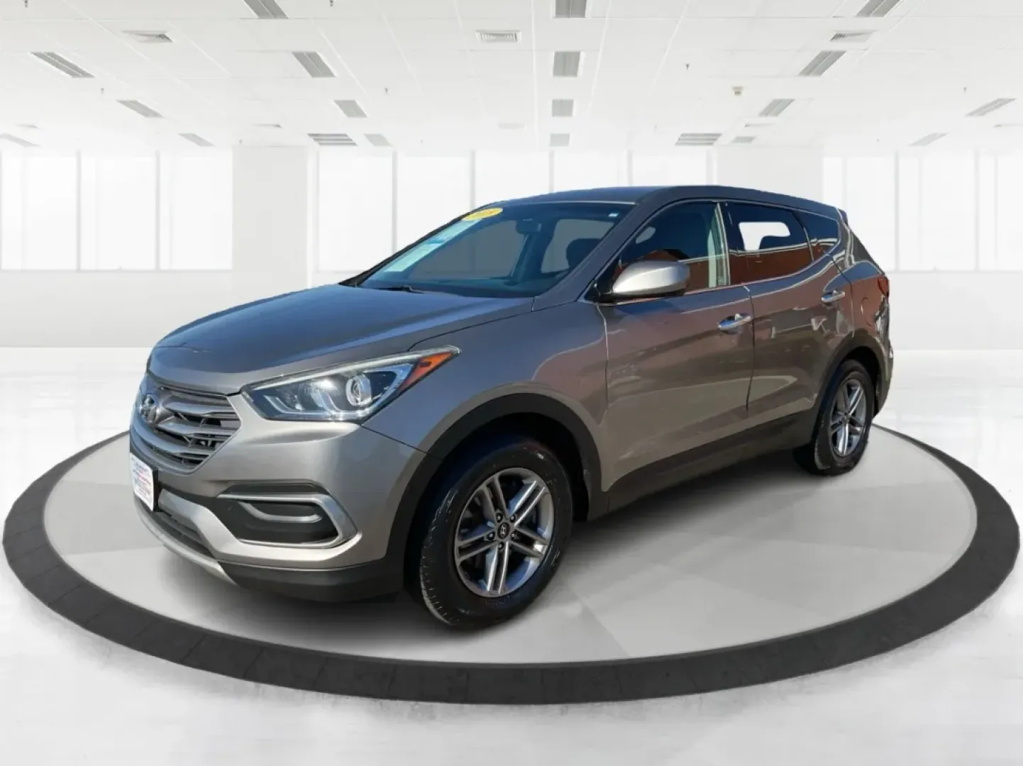 2018 Hyundai Santa Fe 2.4L (5XYZT3LB6JG) with an Theta II 2.4L I-4 gasoline direct injection engine, located at 4508 South Dixie Dr, Moraine, OH, 45439, (937) 908-9800, 39.689976, -84.218452 - Elevate your family adventures and daily commutes with the remarkable 2018 Hyundai Santa Fe, now available at Advantage Car and Credit - Moraine. This SUV is designed to seamlessly fit into your lifestyle, whether you're navigating busy streets, embarking on weekend getaways, or tackling the challen - Photo#8