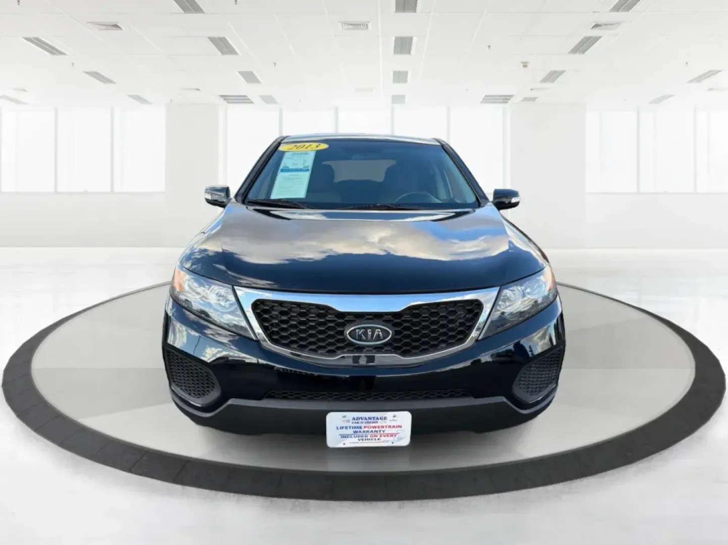 2013 Kia Sorento LX (5XYKT3A15DG) with an 2.4L I-4 DOHC engine, located at 4508 South Dixie Dr, Moraine, OH, 45439, (937) 908-9800, 39.689976, -84.218452 - **Adventure Awaits with the 2013 Kia Sorento LX at Advantage Car and Credit - Moraine!**<br /> <br /> Are you ready for your next family road trip or weekend adventure? The 2013 Kia Sorento LX is the perfect SUV that offers comfort, versatility, and reliability for any lifestyle. Whether you're navi - Photo#7