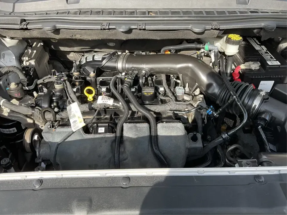 2016 Ford Edge SE (2FMPK4G9XGB) with an EcoBoost 2L I-4 gasoline direct injection engine, 6A transmission, located at 1230 East Main St, Xenia, OH, 45385, (937) 908-9800, 39.688026, -83.910172 - Rev up your lifestyle with the perfect blend of style, comfort, and utility that the 2016 Ford Edge SE offers! If you're looking for a reliable SUV that seamlessly fits into your busy life-whether it's taking the kids to school, embarking on family adventures, or handling your daily commute-this veh - Photo#11