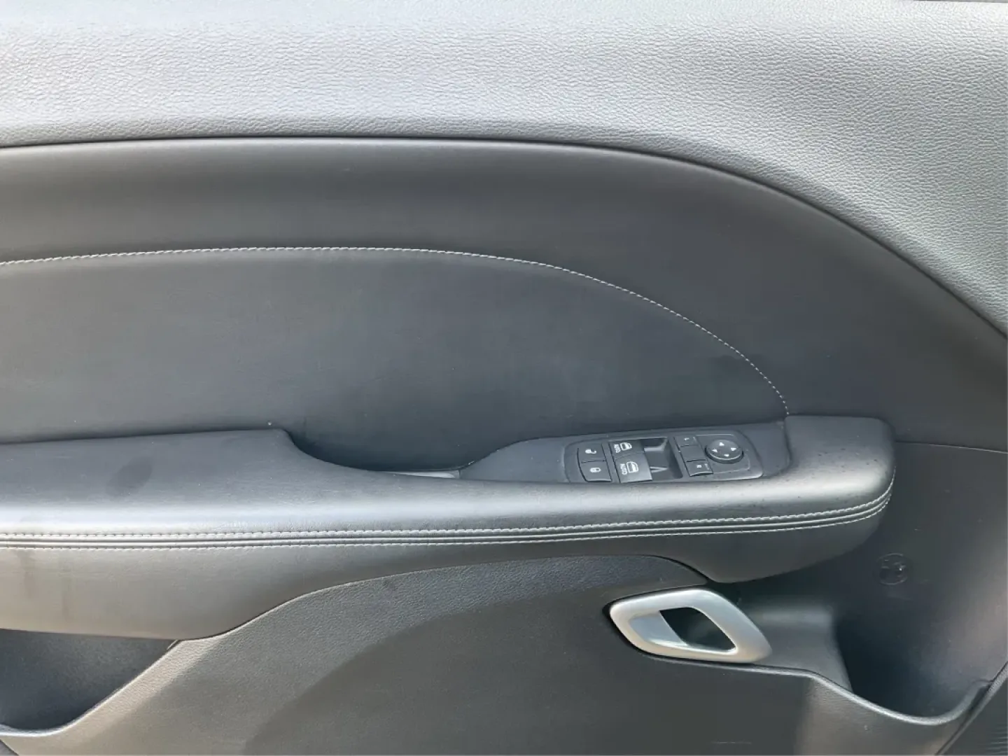 2015 Dodge Challenger SXT Plus (2C3CDZBG5FH) with an 3.6L V-6 DOHC engine, located at 8750 N County Rd 25A, Piqua, OH, 45356, (937) 908-9800, 40.164391, -84.232513 - Unleash your inner muscle car enthusiast with this striking 2015 Dodge Challenger SXT Plus, available now at Advantage Car and Credit in New Carlisle, OH! With its powerful yet efficient 3.6L V-6 DOHC engine, this coupe is perfect for weekend adventures, cruising down scenic routes, or standing out - Photo#19