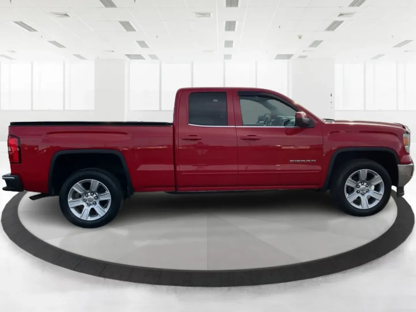 2014 GMC Sierra 1500 SLE (1GTR1UECXEZ) with an Other engine, located at 1099 N County Rd 25A , Troy, OH, 45373, (937) 908-9800, 40.057079, -84.212883 - **Unleash Adventure with the 2014 GMC Sierra 1500 at Advantage Car and Credit - Troy, OH!**<br /> <br /> Are you ready to elevate your everyday adventures? Whether you're a busy professional seeking a reliable commuter, a growing family in need of ample space, or an outdoor enthusiast looking for a - Photo#1