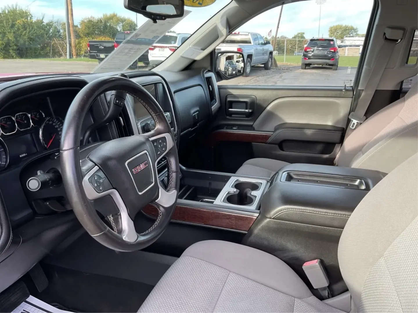 2014 GMC Sierra 1500 SLE (1GTR1UECXEZ) with an Other engine, located at 1099 N County Rd 25A , Troy, OH, 45373, (937) 908-9800, 40.057079, -84.212883 - **Unleash Adventure with the 2014 GMC Sierra 1500 at Advantage Car and Credit - Troy, OH!**<br /> <br /> Are you ready to elevate your everyday adventures? Whether you're a busy professional seeking a reliable commuter, a growing family in need of ample space, or an outdoor enthusiast looking for a - Photo#9