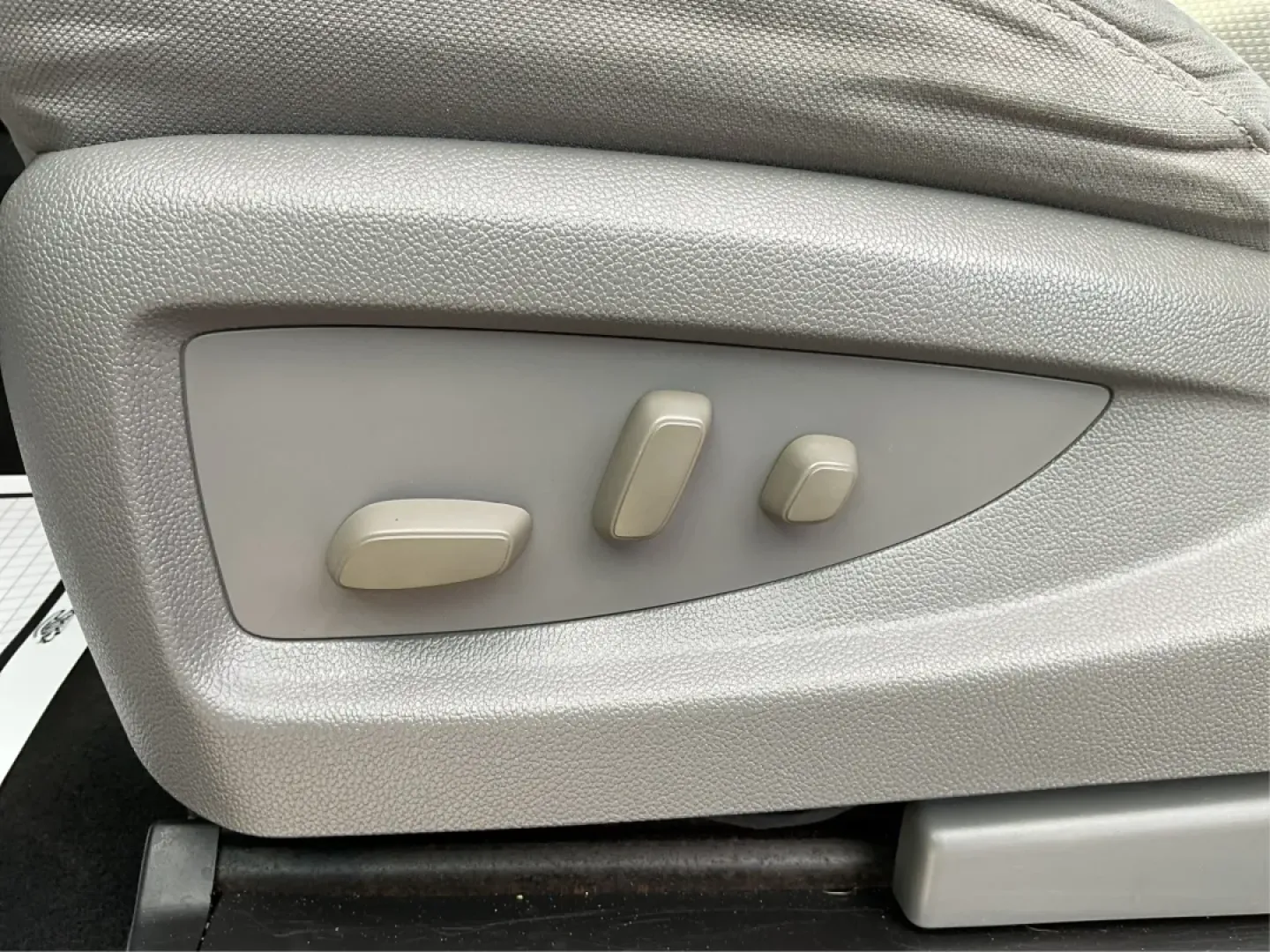 2014 GMC Sierra 1500 SLE (1GTR1UECXEZ) with an Other engine, located at 1099 N County Rd 25A , Troy, OH, 45373, (937) 908-9800, 40.057079, -84.212883 - **Unleash Adventure with the 2014 GMC Sierra 1500 at Advantage Car and Credit - Troy, OH!**<br /> <br /> Are you ready to elevate your everyday adventures? Whether you're a busy professional seeking a reliable commuter, a growing family in need of ample space, or an outdoor enthusiast looking for a - Photo#17