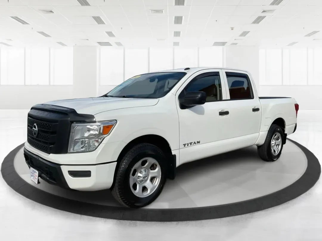 2021 Nissan TITAN Crew Cab S 4x4 (1N6AA1EC4MN) with an Endurance 5.6L V-8 gasoline direct injection engine, located at 1099 N County Rd 25A , Troy, OH, 45373, (937) 908-9800, 40.057079, -84.212883 - 2021 Nissan TITAN Crew Cab S 4x4 - Photo#8