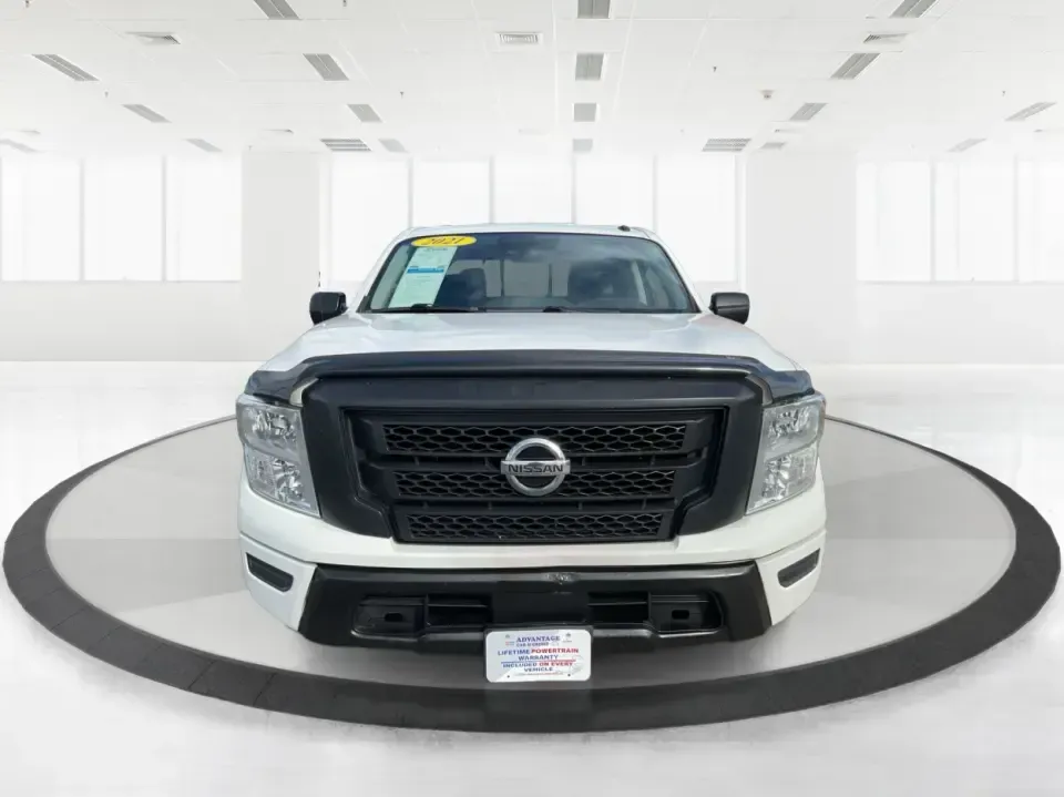 2021 Nissan TITAN Crew Cab S 4x4 (1N6AA1EC4MN) with an Endurance 5.6L V-8 gasoline direct injection engine, 9A transmission, located at 1099 N County Rd 25A , Troy, OH, 45373, (937) 908-9800, 40.057079, -84.212883 - Discover ultimate versatility and rugged capability with this 2021 Nissan TITAN Crew Cab S 4x4, now available at Advantage Car and Credit in Piqua, OH. Whether you're navigating the bustling streets of Piqua or heading out for weekend adventures, this truck is designed to adapt to your lifestyle. Pe - Photo#7