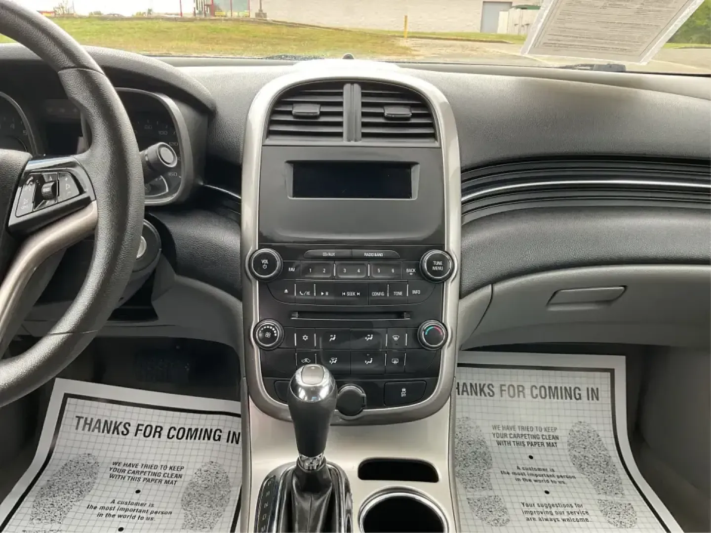 2014 Chevrolet Malibu 1LS (1G11B5SLXEF) with an ECOTEC 2.5L I-4 gasoline direct injection engine, 6-Speed Automatic transmission, located at 4508 South Dixie Dr, Moraine, OH, 45439, (937) 908-9800, 39.689976, -84.218452 - **Discover Your Next Adventure with the 2014 Chevrolet Malibu at Advantage Car and Credit - Vandalia!**<br /> <br /> Are you on the lookout for a reliable, stylish vehicle that fits seamlessly into your busy lifestyle? Look no further! The 2014 Chevrolet Malibu 1LS is your perfect companion for dail - Photo#13