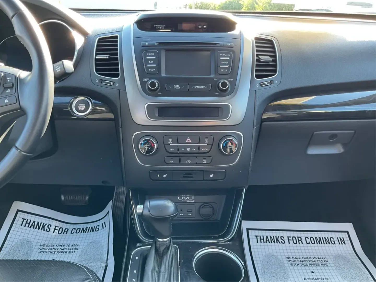 2014 Kia Sorento LX (5XYKTDA61EG) with an 2.4L I-4 gasoline direct injection engine, located at 880 E. National Road, Vandalia, OH, 45377, (937) 908-9800, 39.891918, -84.183594 - **Adventure Awaits with the 2014 Kia Sorento LX Perfect for Families and Road Warriors Alike!**<br /> <br /> At Advantage Car and Credit - Vandalia, we understand that your vehicle is more than just a mode of transportation; it's an essential part of your lifestyle. If you're looking for a versatil - Photo#13