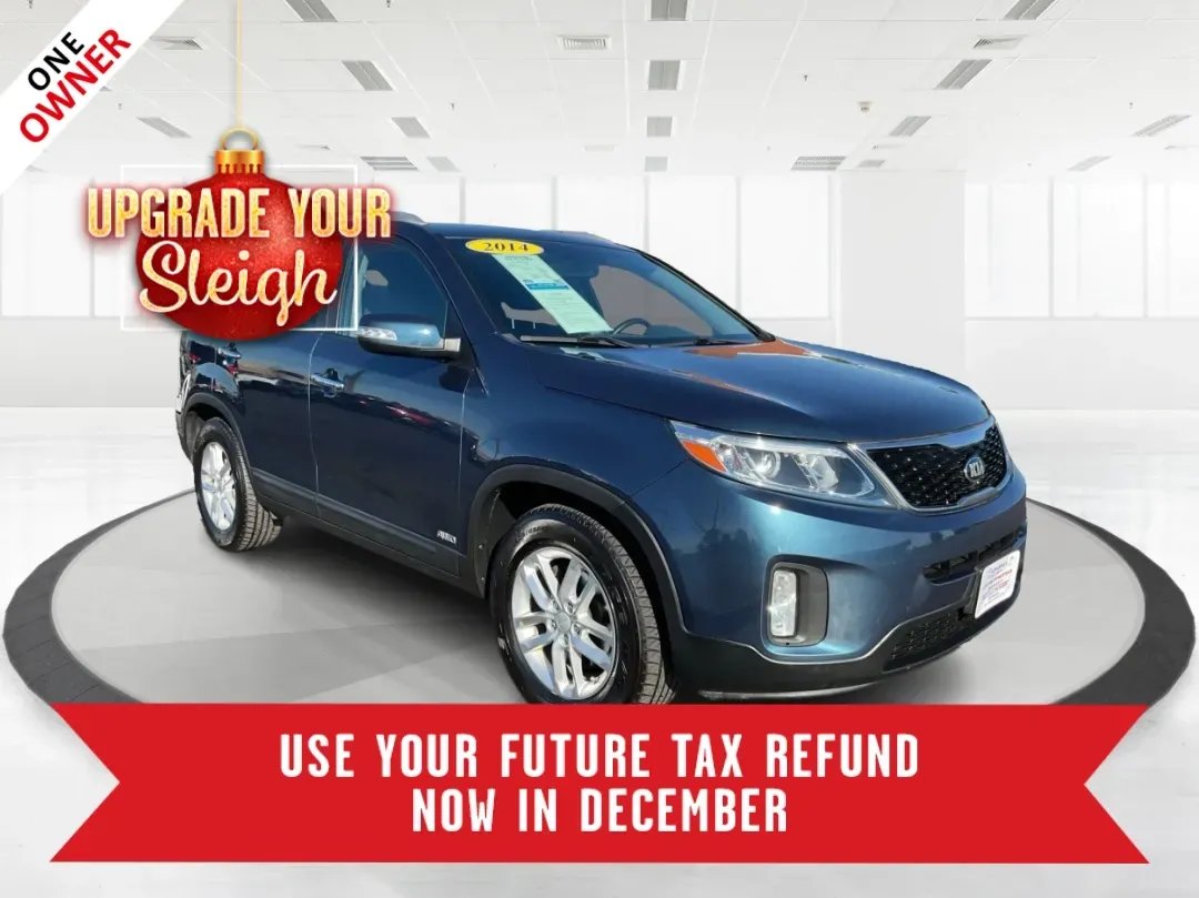 2014 Kia Sorento LX (5XYKTDA61EG) with an 2.4L I-4 gasoline direct injection engine, located at 880 E. National Road, Vandalia, OH, 45377, (937) 908-9800, 39.891918, -84.183594 - **Adventure Awaits with the 2014 Kia Sorento LX Perfect for Families and Road Warriors Alike!**<br /> <br /> At Advantage Car and Credit - Vandalia, we understand that your vehicle is more than just a mode of transportation; it's an essential part of your lifestyle. If you're looking for a versatil - Photo#0