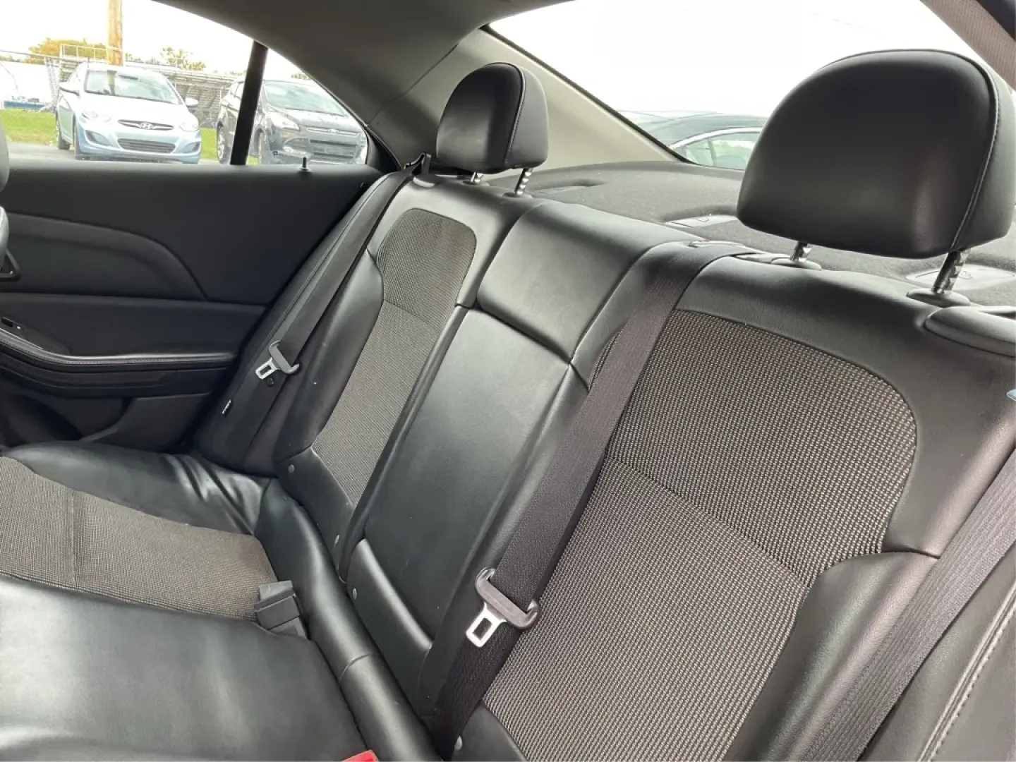 2015 Chevrolet Malibu 2LT (1G11D5SL3FF) with an ECOTEC 2.5L I-4 gasoline direct injection engine, located at 4508 South Dixie Dr, Moraine, OH, 45439, (937) 908-9800, 39.689976, -84.218452 - Experience the joy of driving with the 2015 Chevrolet Malibu 2LT, the perfect sedan for busy professionals, growing families, and anyone seeking a reliable ride for their daily adventures. Whether you're commuting to work, shuttling kids to school, or embarking on weekend trips, this sleek sedan, wi - Photo#10