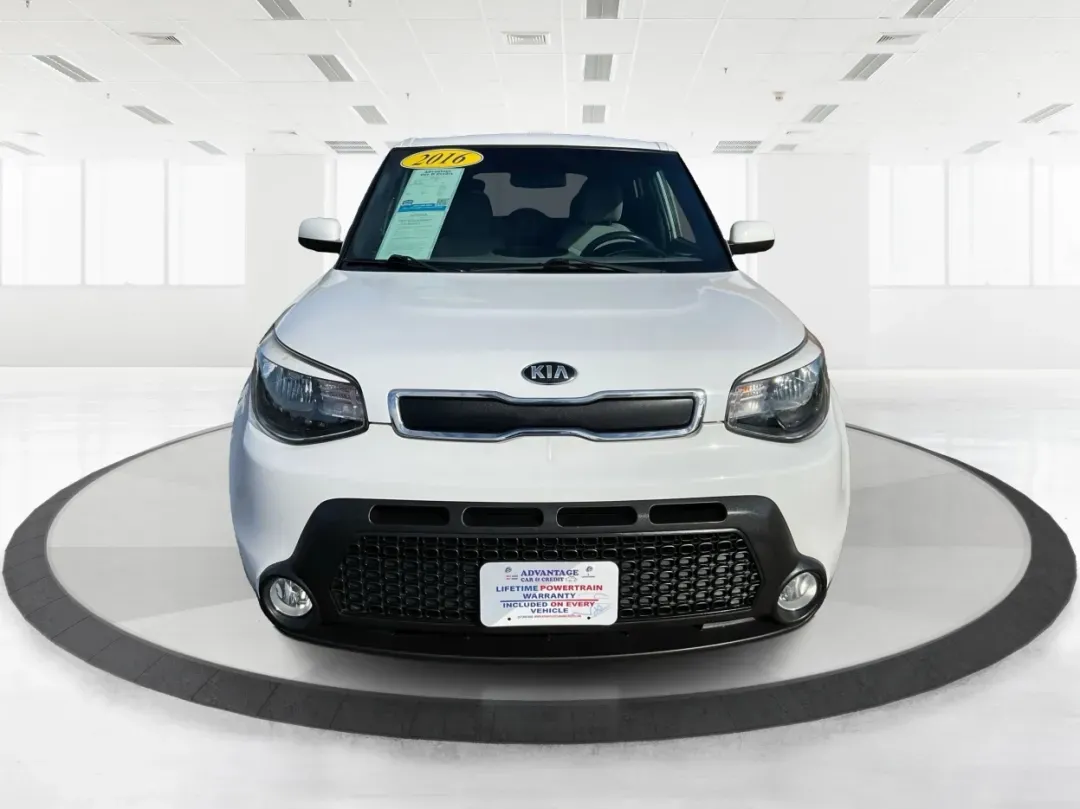 2015 Kia Soul Base (KNDJN2A25F7) with an Other engine, located at 1951 S Dayton Lakeview Rd., New Carlisle, OH, 45344, (937) 908-9800, 39.890999, -84.050255 - Experience the perfect blend of comfort, versatility, and style with the 2015 Kia Soul, available now at Advantage Car and Credit in New Carlisle, OH. Whether you're a busy professional navigating long commutes or a growing family seeking a spacious and safe ride, this vehicle is designed to elevate - Photo#5