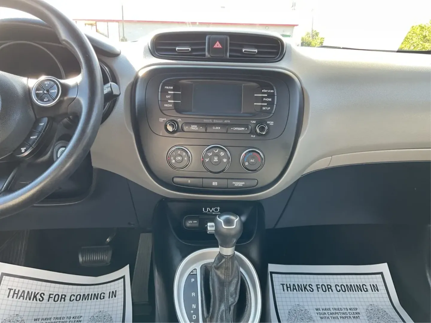 2015 Kia Soul Base (KNDJN2A25F7) with an Other engine, located at 1951 S Dayton Lakeview Rd., New Carlisle, OH, 45344, (937) 908-9800, 39.890999, -84.050255 - Experience the perfect blend of comfort, versatility, and style with the 2015 Kia Soul, available now at Advantage Car and Credit in New Carlisle, OH. Whether you're a busy professional navigating long commutes or a growing family seeking a spacious and safe ride, this vehicle is designed to elevate - Photo#12