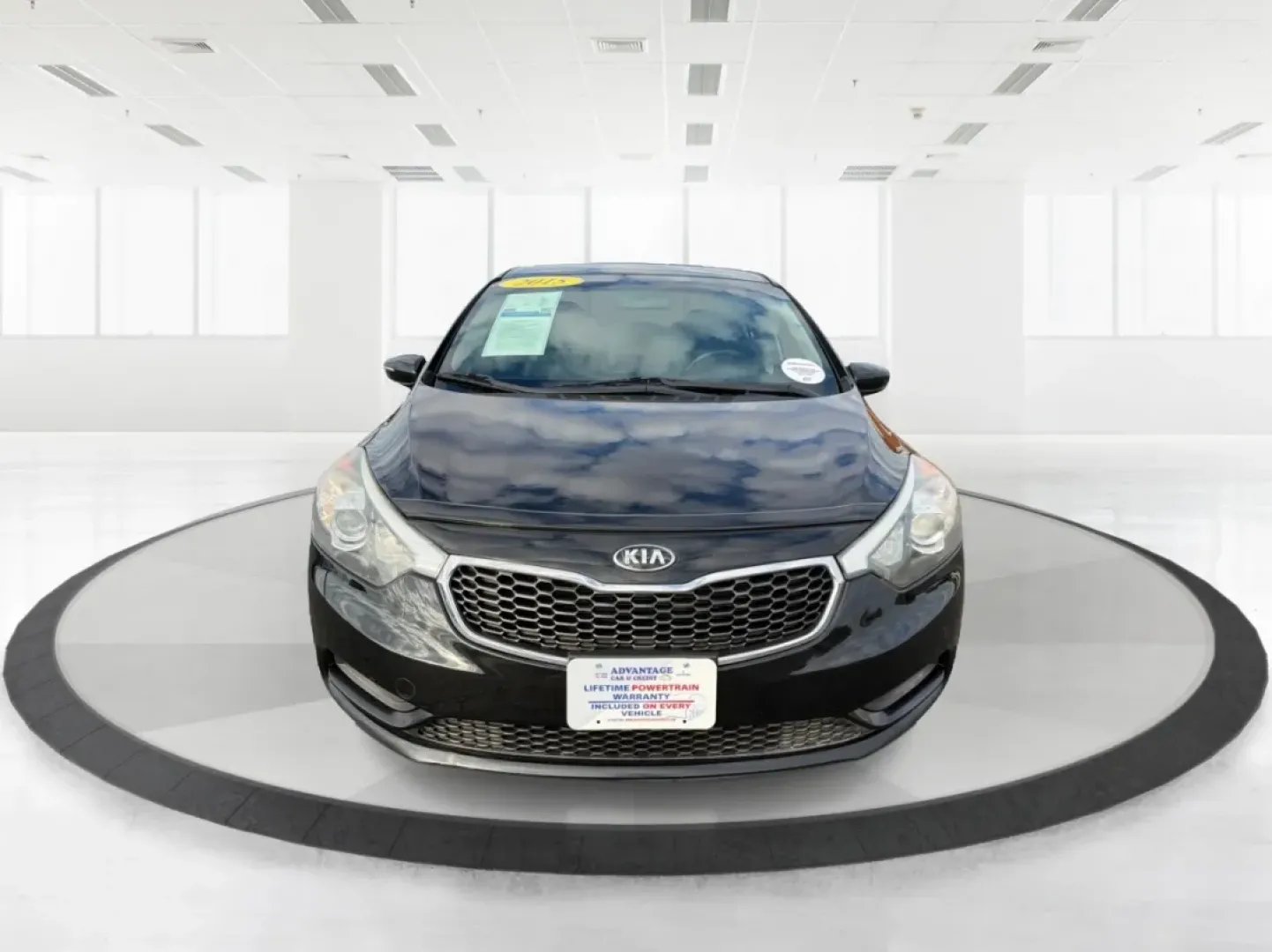 2015 Kia Forte LX (KNAFX4A67F5) with an 1.8L I-4 DOHC engine, located at 1099 N County Rd 25A , Troy, OH, 45373, (937) 908-9800, 40.057079, -84.212883 - Experience the perfect blend of style, comfort, and reliability with the 2015 Kia Forte LX, available now at Advantage Car and Credit in New Carlisle, OH. This sleek sedan is designed to elevate your daily commute and provide the ideal ride for weekend adventures, making it a versatile choice for ev - Photo#7