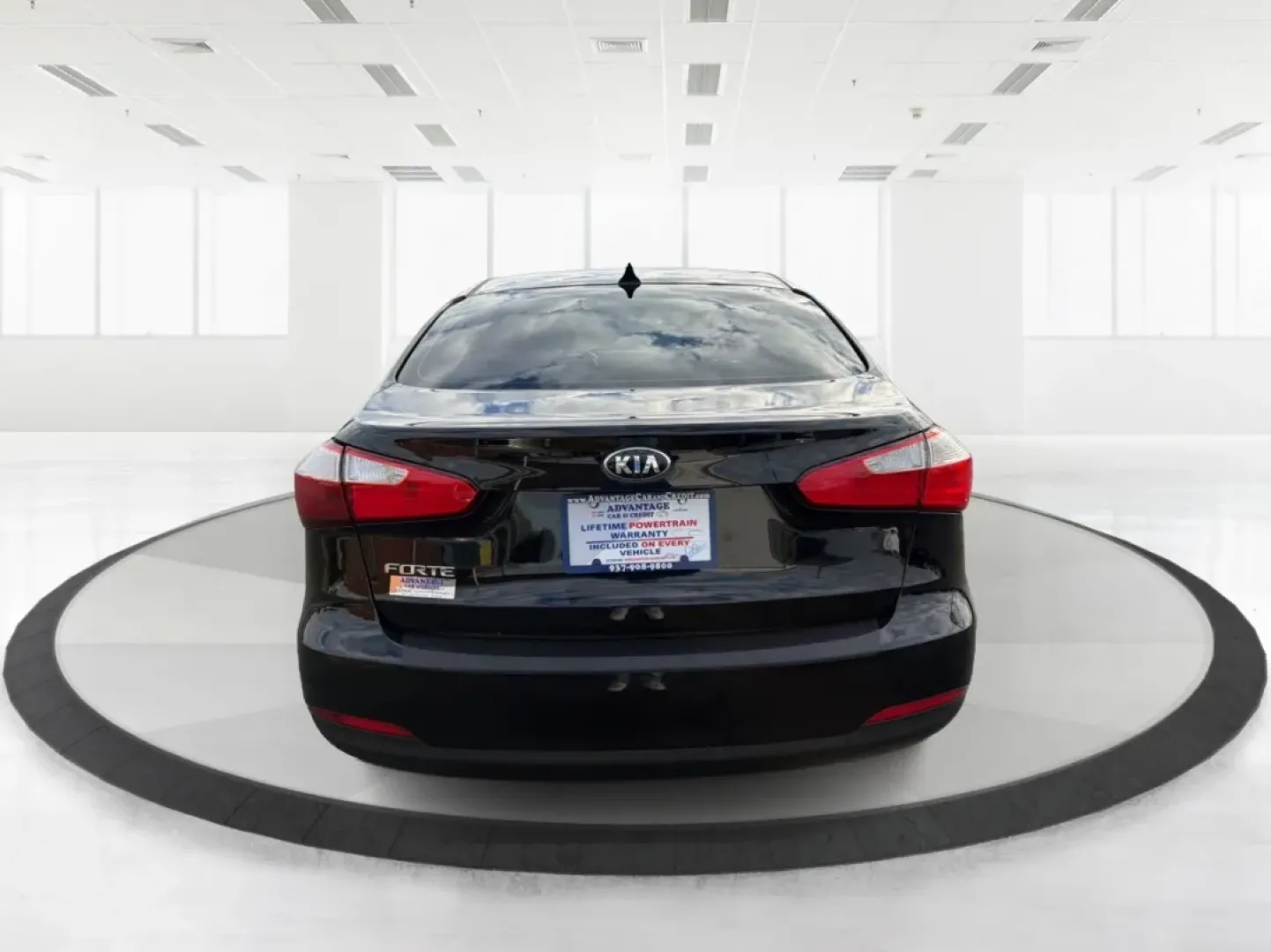 2015 Kia Forte LX (KNAFX4A67F5) with an 1.8L I-4 DOHC engine, 6-Speed Automatic transmission, located at 8750 N County Rd 25A, Piqua, OH, 45356, (937) 908-9800, 40.164391, -84.232513 - Experience the perfect blend of style, comfort, and reliability with the 2015 Kia Forte LX, available now at Advantage Car and Credit in New Carlisle, OH. This sleek sedan is designed to elevate your daily commute and provide the ideal ride for weekend adventures, making it a versatile choice for ev - Photo#3